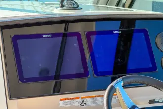 Thumbnail von Boston Whaler 330 Vantage