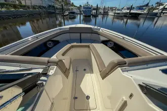 Thumbnail von Boston Whaler 330 Vantage