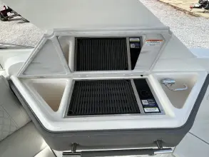 Thumbnail von Sea Ray SLX 310 Outboard