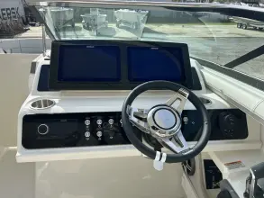 Thumbnail von Sea Ray SLX 310 Outboard