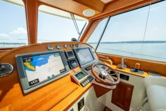 Thumbnail von Hinckley Talaria 48 MKII CONCERTO IN SEA