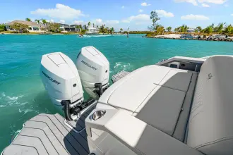Thumbnail von Sea Ray SLX 310 Outboard