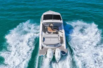 Thumbnail von Sea Ray SLX 310 Outboard