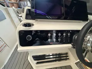 Thumbnail von Sea Ray SLX 310