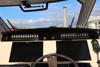 Thumbnail von Boston Whaler 380 Realm