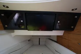 Thumbnail von Boston Whaler 380 Realm