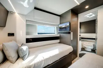 Thumbnail von Azimut S7