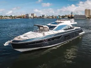 Thumbnail von Azimut S7