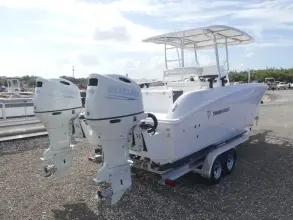 Thumbnail von Twin Vee 240 STX CC