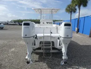 Thumbnail von Twin Vee 240 STX CC
