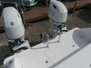 Thumbnail von Twin Vee 240 STX CC