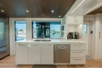 Thumbnail von Westport 125 Raised Pilothouse SERENITY