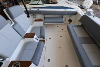 Thumbnail von Boston Whaler 360 Outrage