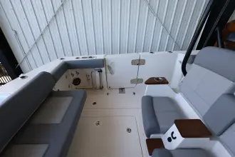 Thumbnail von Boston Whaler 360 Outrage