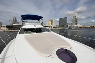 Thumbnail von Azimut 48 Liquidity