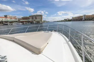Thumbnail von Azimut 48 Liquidity