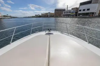 Thumbnail von Azimut 48 Liquidity