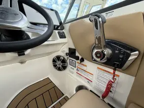 Thumbnail von Sea Ray SDX 270 Outboard