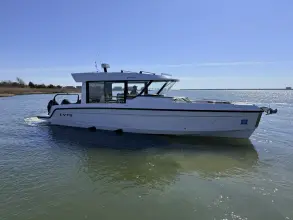 Thumbnail von Cruisers Yachts 38 VTR EC