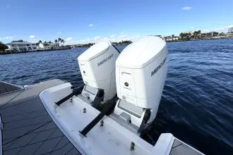 Thumbnail von Sea Ray SLX 400 Outboard