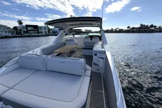 Thumbnail von Sea Ray SLX 400 Outboard