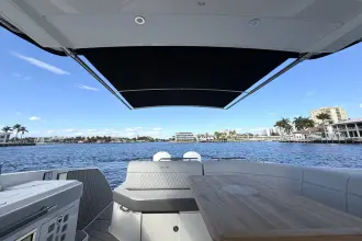 Thumbnail von Sea Ray SLX 400 Outboard