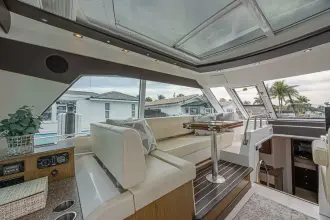 Thumbnail von Cruisers Yachts 48 Cantius
