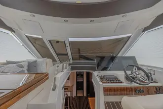 Thumbnail von Cruisers Yachts 48 Cantius