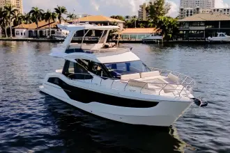 Thumbnail von Galeon 500 FLY