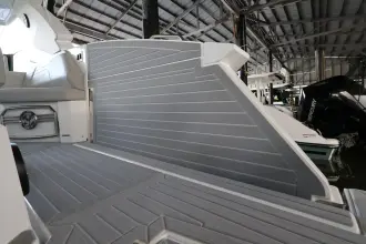 Thumbnail von Cruisers Yachts 38 GLS OB