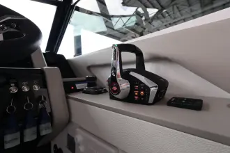 Thumbnail von Cruisers Yachts 38 GLS OB