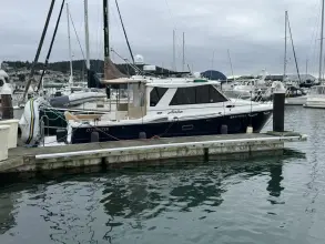 Cutwater Boats 28
