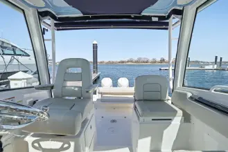 Thumbnail von Boston Whaler 285 Conquest Pilothouse