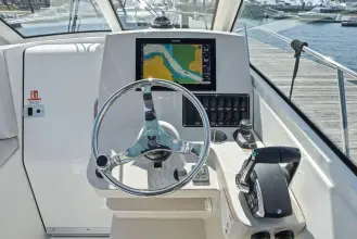 Thumbnail von Boston Whaler 285 Conquest Pilothouse