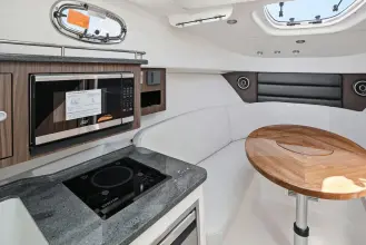 Thumbnail von Boston Whaler 285 Conquest Pilothouse