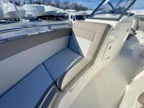 Thumbnail von Boston Whaler 210 Vantage
