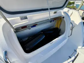 Thumbnail von Tiara Yachts 3500 Sovran