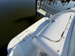 Thumbnail von Tiara Yachts 3500 Sovran