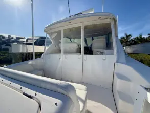 Thumbnail von Tiara Yachts 3500 Sovran