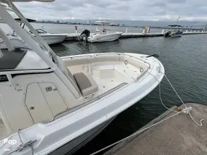 Thumbnail von Boston Whaler 230 Outrage