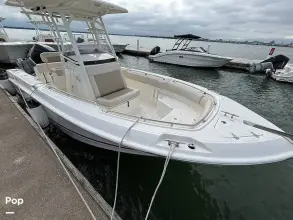 Thumbnail von Boston Whaler 230 Outrage