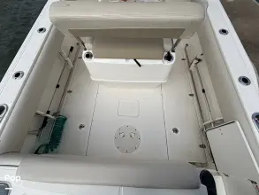 Thumbnail von Boston Whaler 230 Outrage