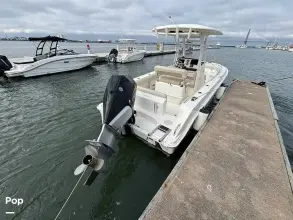 Thumbnail von Boston Whaler 230 Outrage