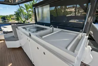 Thumbnail von Ferretti Yachts 780 SUNSATION