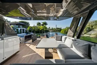 Thumbnail von Ferretti Yachts 780 SUNSATION