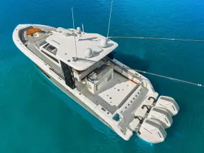 Thumbnail von Boston Whaler 420 Outrage