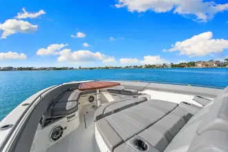 Thumbnail von Boston Whaler 420 Outrage