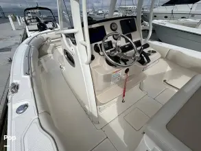 Thumbnail von Boston Whaler 230 Outrage