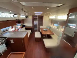 Thumbnail von Beneteau Oceanis 46.1 Fat Bottom Girl