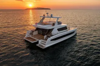 Custom Omaya 50 Power Catamaran Omaya 50